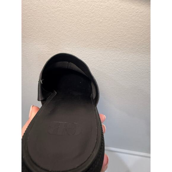 Gianni Bini Women’s Black Leather Platform Chunky Lug Sole Clog Mules 9.5 - Picture 10 of 16